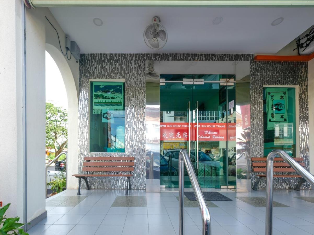 Oyo 89877 Sun Triang Hotel Kampong Kerayong Eksteriør billede